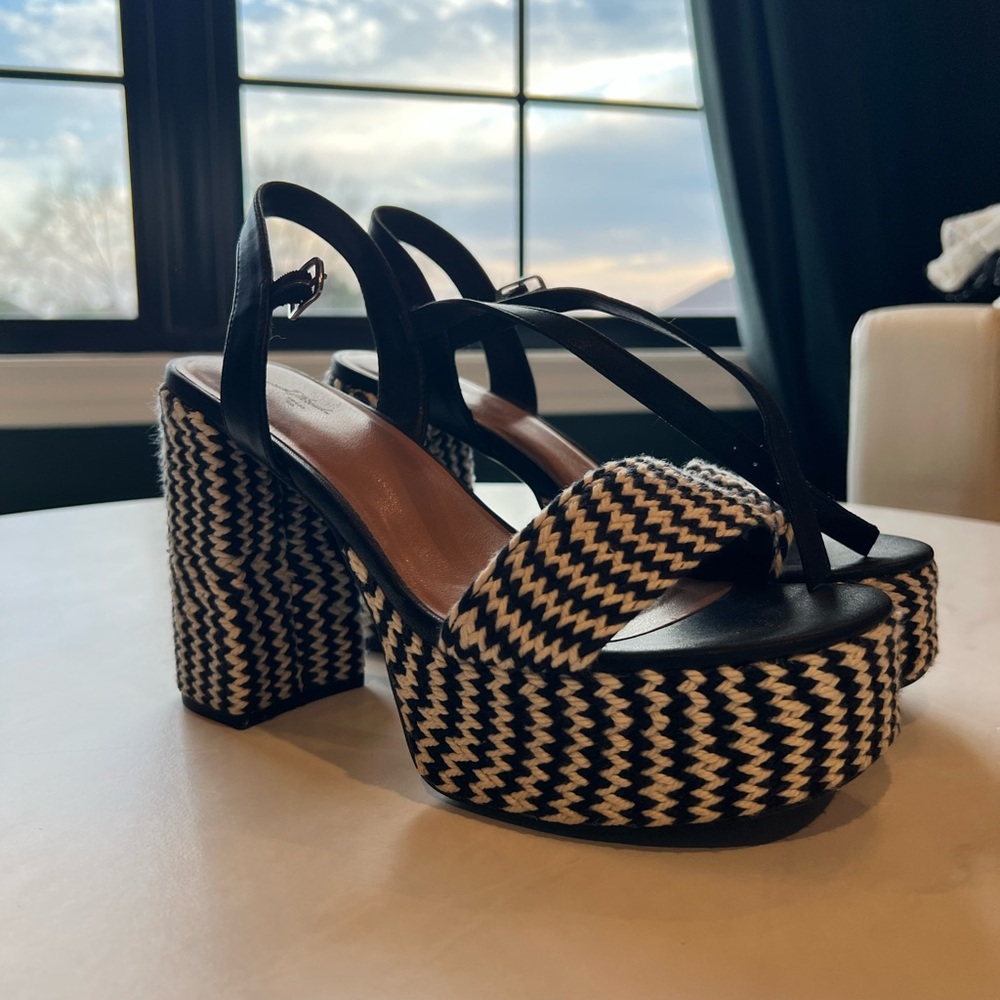 Deep Navy & Cream Woven Platform Slingback Heels